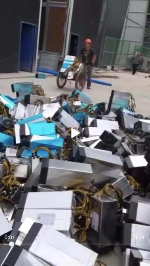 還真以為自己是黃金礦工?原來是比特幣挖礦下一個(gè)接盤俠